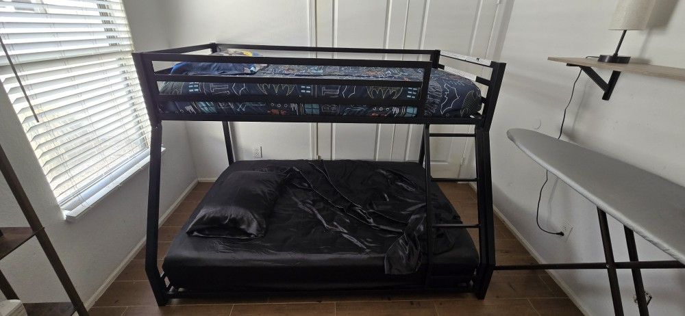 Bunk Bed TW/F W/ Mattresses Tw/F $300