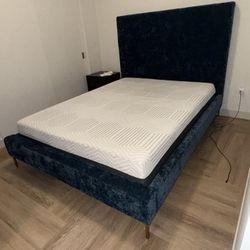 Queen  Bed