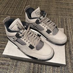Jordan 4
