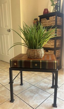Vintage Trompe L’Oeil Faux Leather Book Accent Table – Maitland-Smith Style