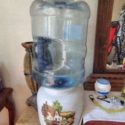 Comenedor Para El Agua