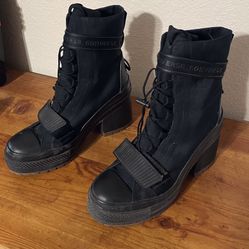 Converse Chuck Taylor All Star GR82 High Top Platform Boots