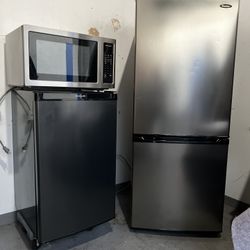 DEAL! Frigidaire Larger Mini Refrigerator -Stainless Steel Look / Black 