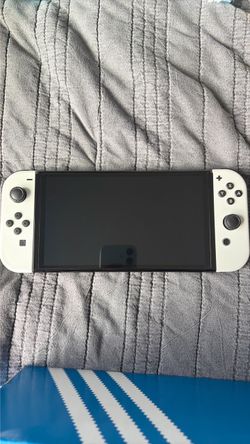 Nintendo Switch OLED (missing Adapter)