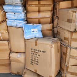 Light Blue Full / Queen Soft Velour Blanket Throws