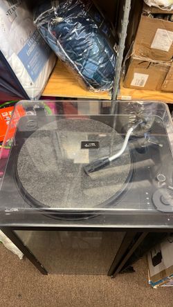 Turntable 6957 Hancock Dr