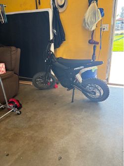 Cemoto D02 40mph