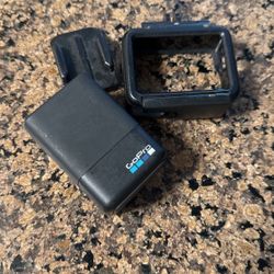 Go Pro Battery And Acceccories
