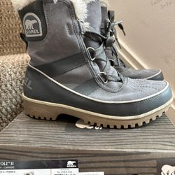  Sorel Tivoli II Gray Winter Boots - Size 7