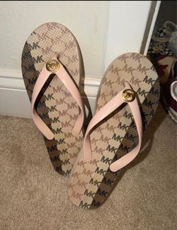 Michael Kors MK Logo Flip Flops