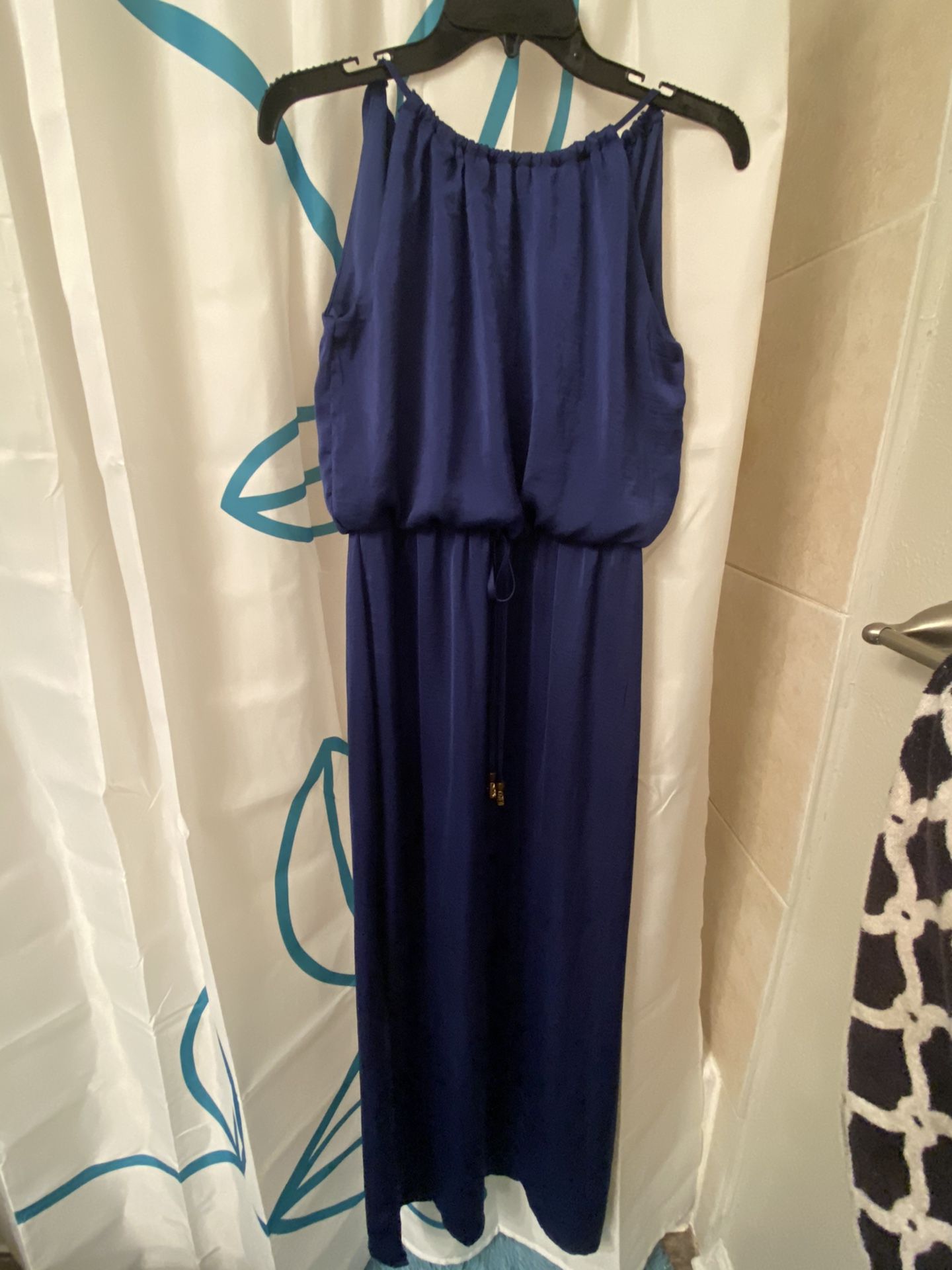 Lewis, banana republic , guess call it spring , Abercrombie, loft