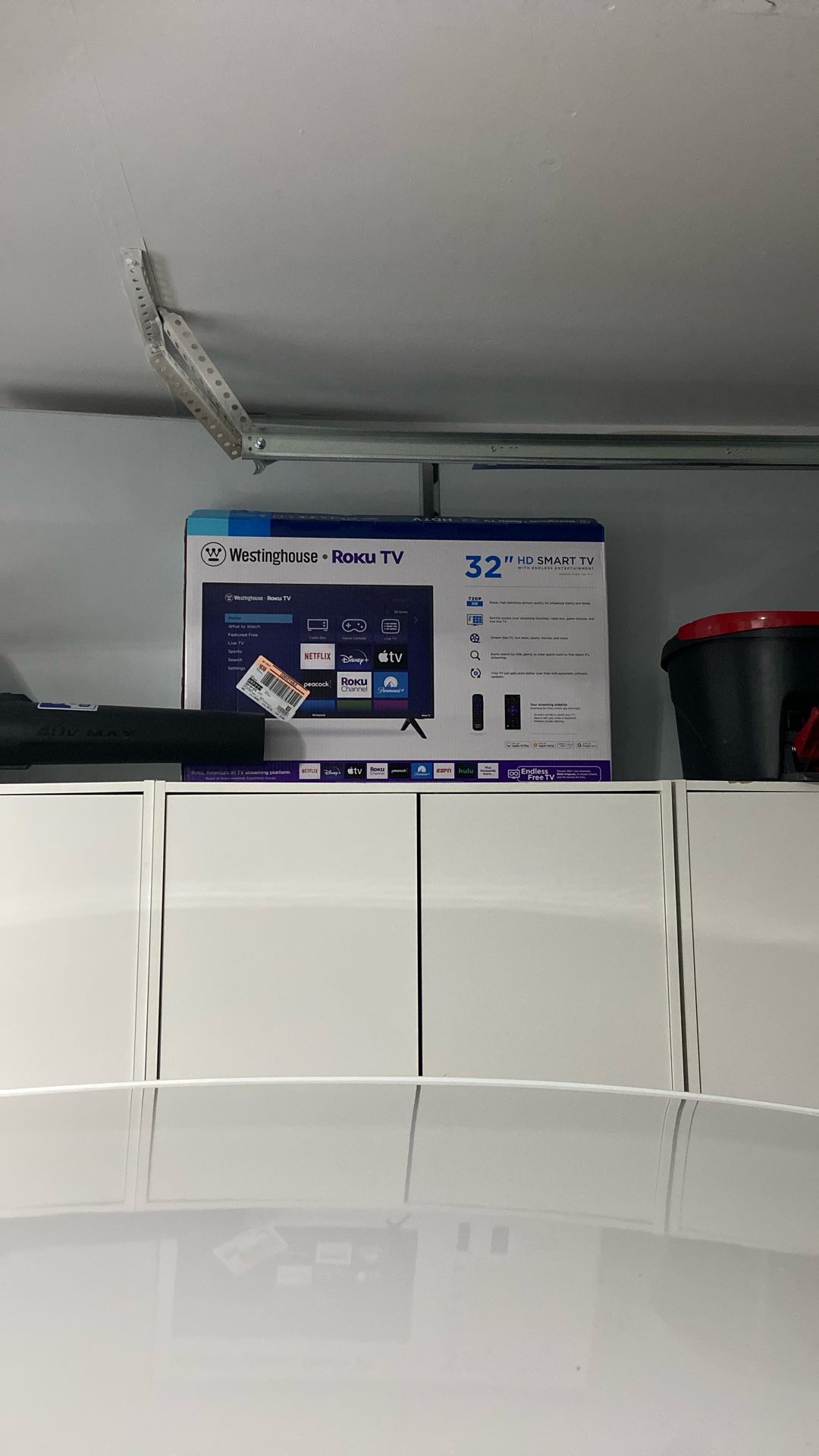 Roku Smart TV 32”