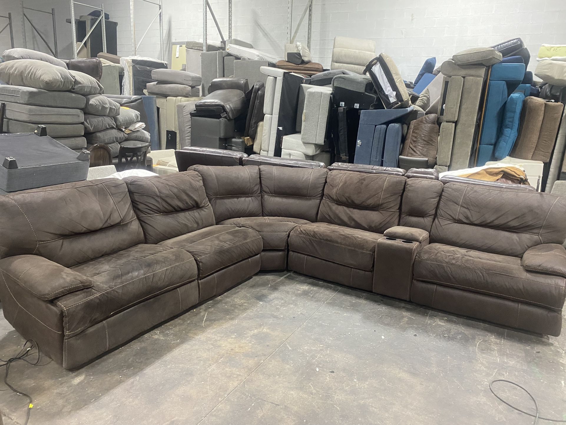 Macys Brand Reclining Sectional $650