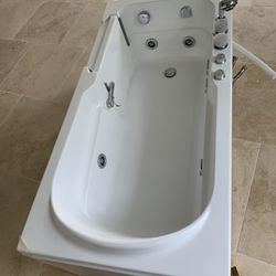 Brand new walk-in tub/jacuzzi
