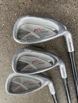 Starter Golf Set Tour T740 3-Sand Wedge, Putter, Bag Two Woods