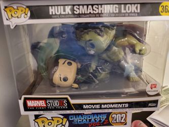 Hulk smashing loki