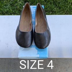 Flats Size 4