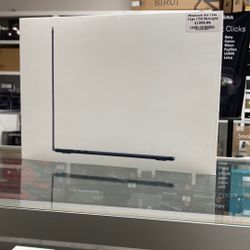 15” MacBook Air M4 Chip 32gb/1Tb SSD