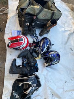 Off Road gear 4 helmets, 2 boots, and bag