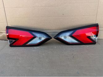 2020,2021,2022,2023,2024,2025 Nissan Versa Tail Lights Trunk/Micas De Cajuela Oem,Original  Ask