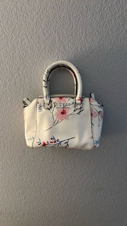 Guess White Floral Purse 
