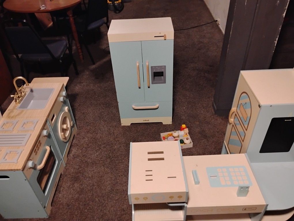 Robud 4 Groups Play Kitchen And More 