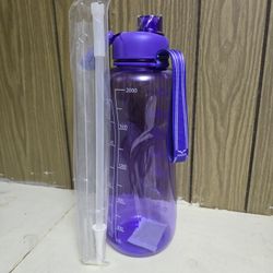 BRAND NEW Water Bottle Amd Straw