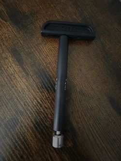 Base Carrier wrench for Audi Q5(OEM)