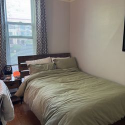 Wooden Full Size Bedframe 