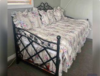 Day Bed