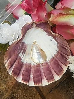 Gold plated shell pendant