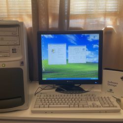 Vintage Gateway 2000 desktop & monitor