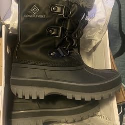 Kids Snow Boots Size 1