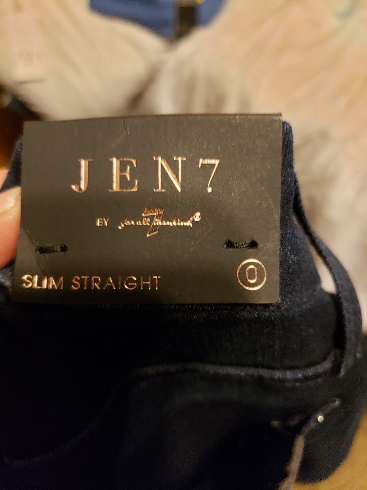 Jen7 for all mankind