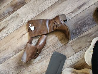 True Craft New Brown Riding Boots Sz 6