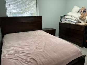 Bedroom Set (includes Mattress)