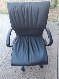 Nice black leather office chair