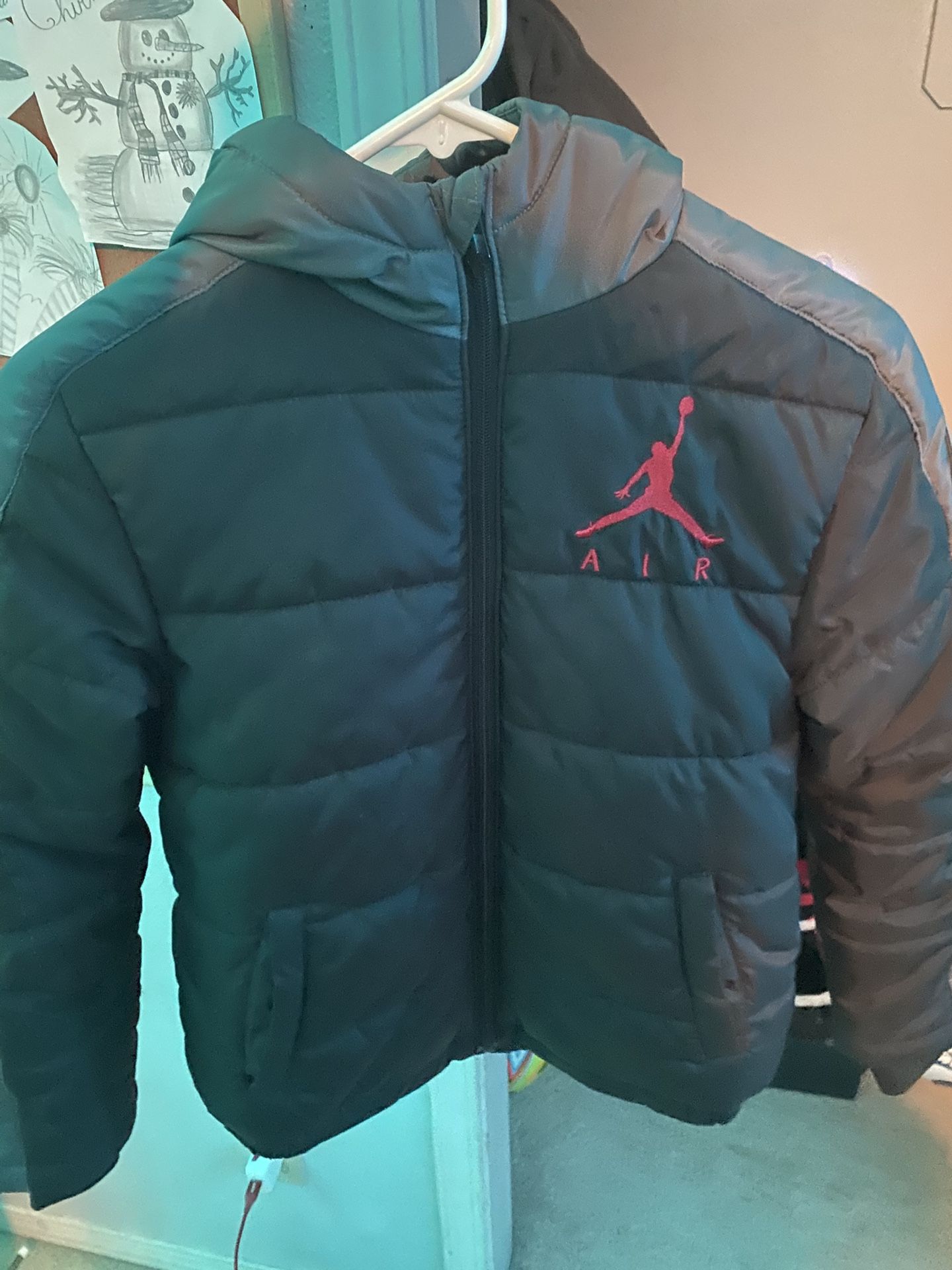 Boys Size Medium Jordan Puffer Jacket My Son Never Wore It