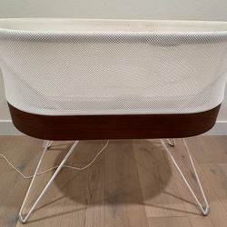 Happiest Baby SNOO Smart Sleeper