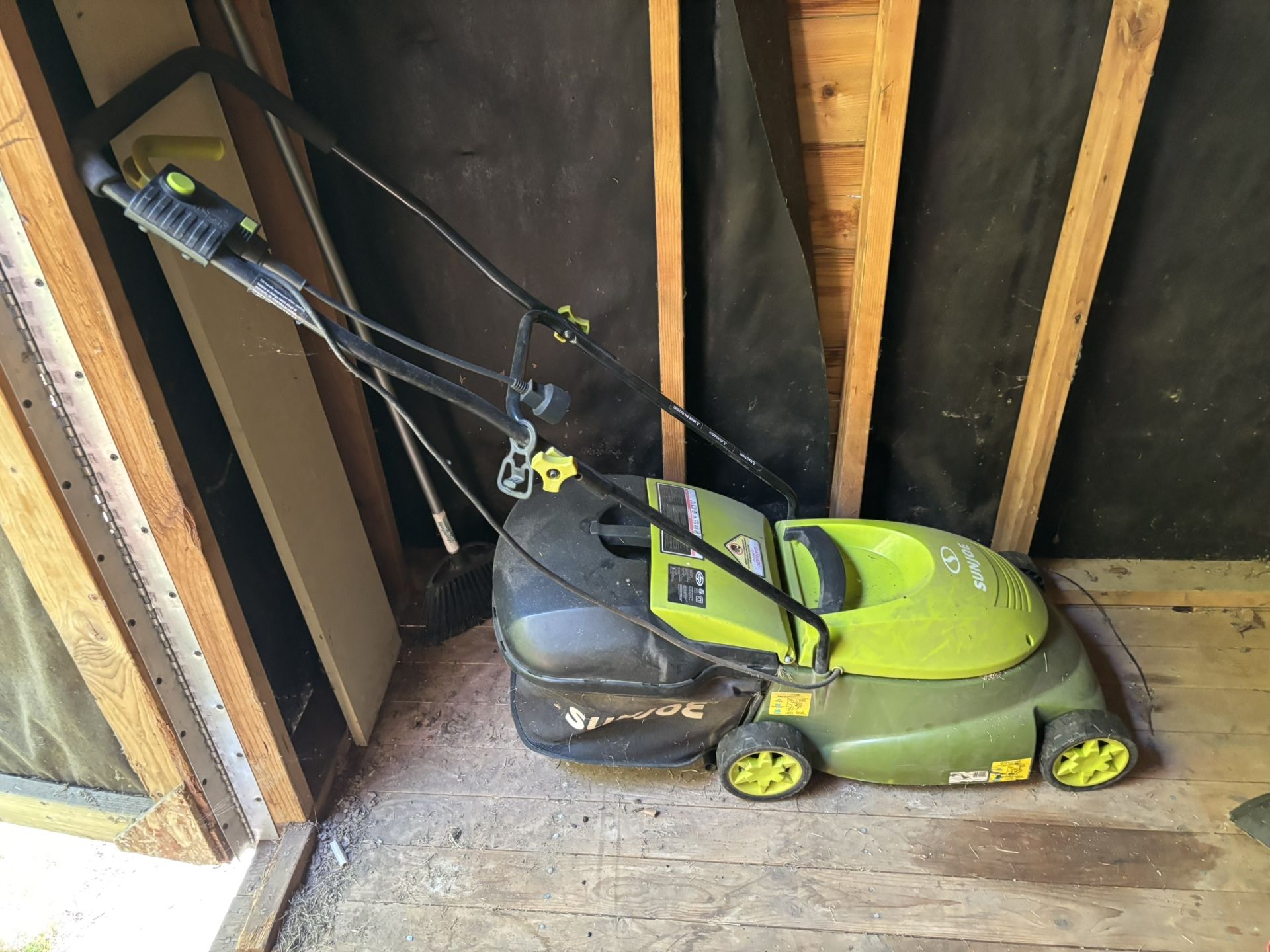 Sun Joe Electric Lawn Mower