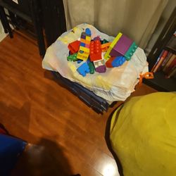 Mega Blocks Kids 300+ Pieces 