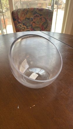 Glass bowl w diagonal opening