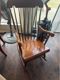 Windsor rocking chair