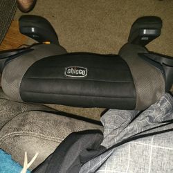 $7 Chicco Booster Seat With Cup Holders In Humble, Texas