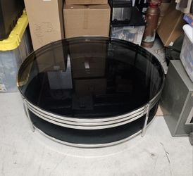 Luxury Modern Round Cocktail Table Glass Metal
