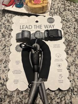Wild&Woody pet lease and adjustable collar