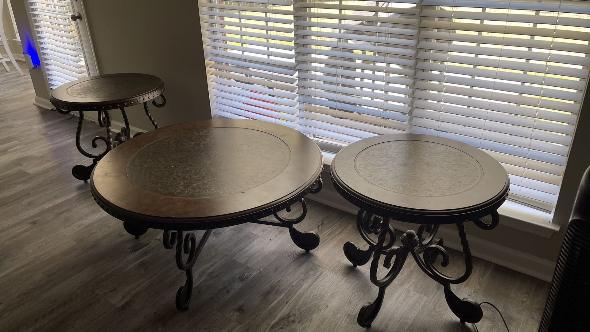Living Room End Table (Northshore)