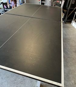 Stiga Ping Pong Table