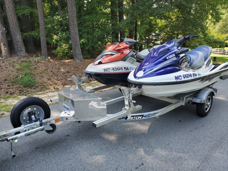 2 Awesome Jet Skiis & Double Trailer package