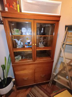 China hutch